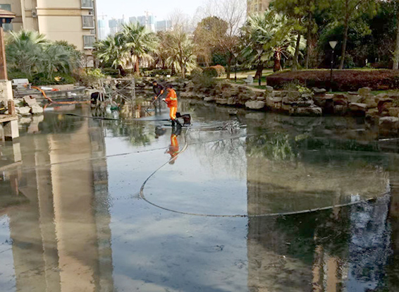 五湖渔场景观池淤泥清理